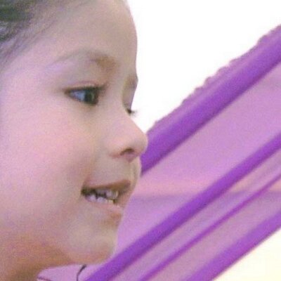 Profile Picture of Yolanda Arana (@@estamosenweb) on Twitter