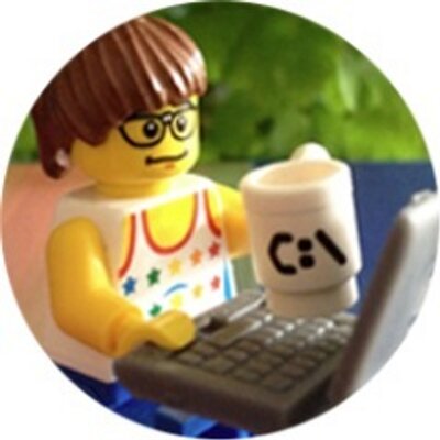 Profile Picture of Louise Murphy (@doodleloudesign) on Twitter