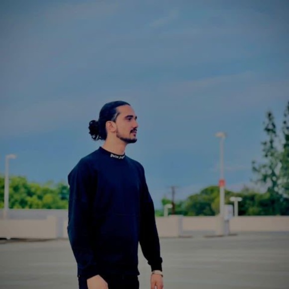 Profile Picture of Sohail Amirzada (@sohailamirzada) on Poshmark