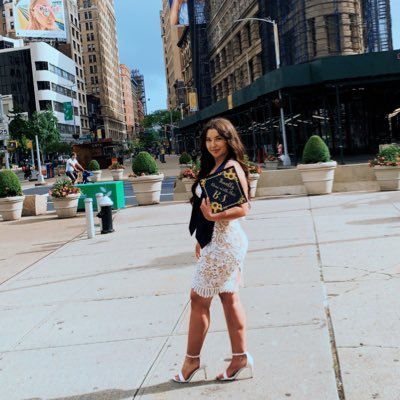 Profile Picture of Julia Tolson (@JuliaTolson3) on Twitter