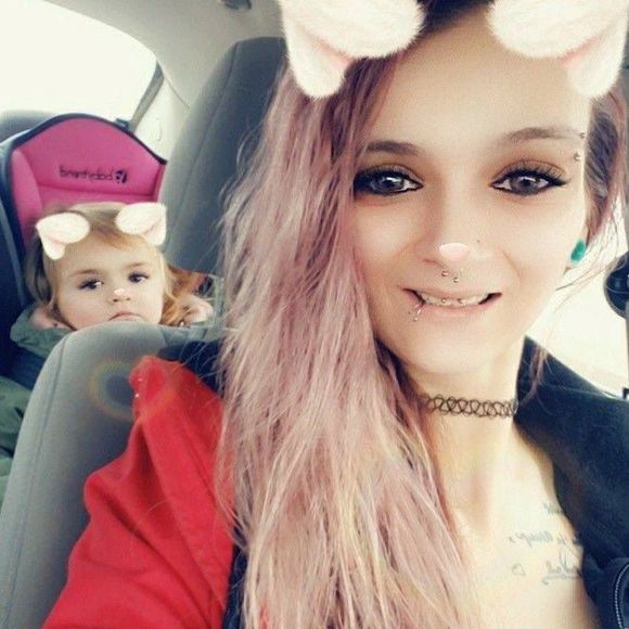Profile Picture of Shawna Fletcher (@shawna_lynn77) on Poshmark