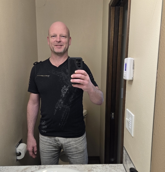 Profile Picture of Chauncey Ferlet (@jcferlet) on Poshmark