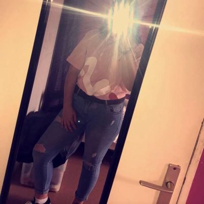 Profile Picture of Lucile_Dpt (@LucileDupont1) on Twitter