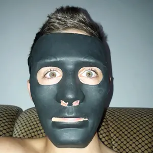 Profile Picture of :m: (@klovan02) on Tiktok