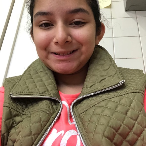 Profile Picture of Maria Pilato (@mpilato77) on Poshmark