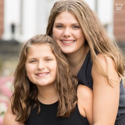 Profile Picture of Julie (@JulieOostdyk) on Twitter