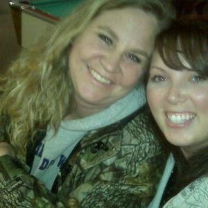 Profile Picture of Tracy Hisel (@awesomest_mom_101) on Myspace