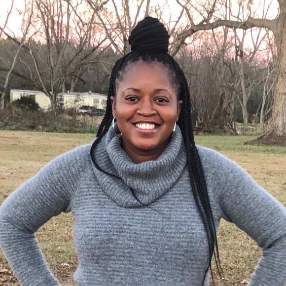 Profile Picture of Natasha Mike (@jacksonjiya6) on Poshmark