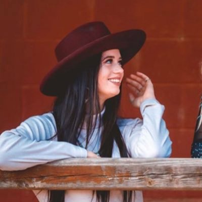 Profile Picture of Jacee With Two SpOoKy E’s ➳ (@JayBirdi3) on Twitter