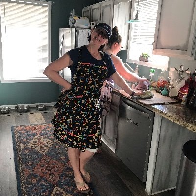 Profile Picture of Rhonda Logsdon Thomas (@RhondaMThomas3) on Twitter