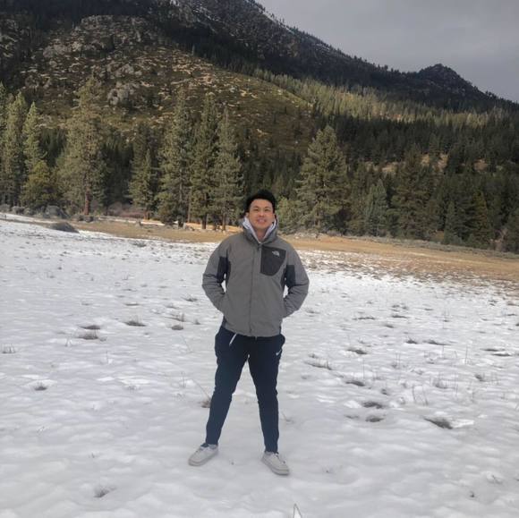 Profile Picture of Kevin Tang (@mojonoho) on Poshmark