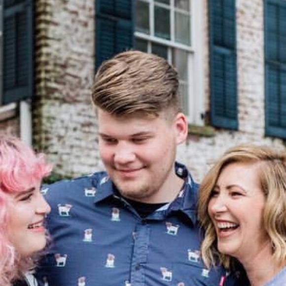 Profile Picture of Adam Rappaport (@rappapap) on Poshmark