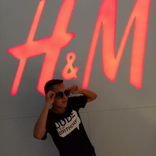 Profile Picture of Juan Camilo (@juancamilo.ruiz.9279) on Facebook