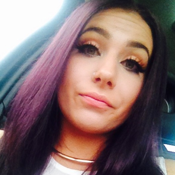 Profile Picture of Raven Tuttle (@ravengorrell) on Poshmark