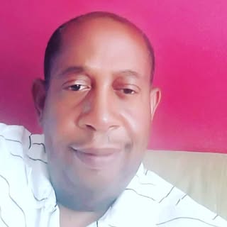 Profile Picture of neal pauline (@neal_pauline) on Instagram