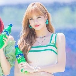 Profile Picture of Lisa 👸🏻 Blink 🖤 💗 (@Ai87TMgEByUovf0) on Twitter