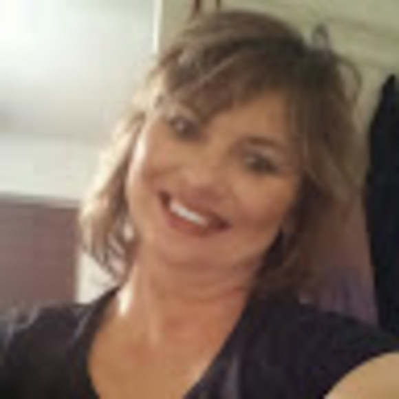 Profile Picture of Kimberly Loadholtz (@kimberly_60) on Poshmark