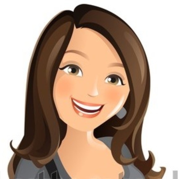 Profile Picture of Renee Newton (@boujeeemom) on Poshmark