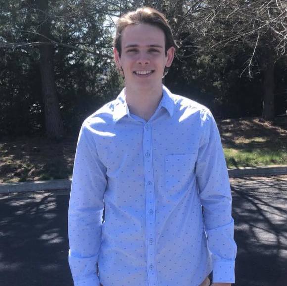 Profile Picture of Brett Baerlocher (@bbaerloch) on Poshmark