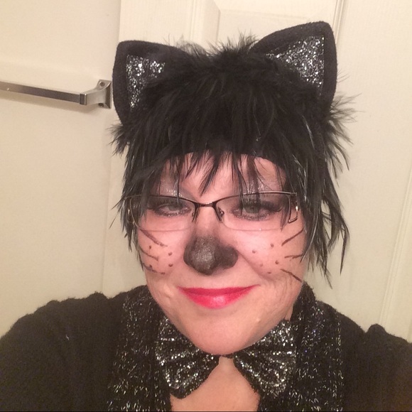 Profile Picture of Sherry Workman (@shortstuf66) on Poshmark