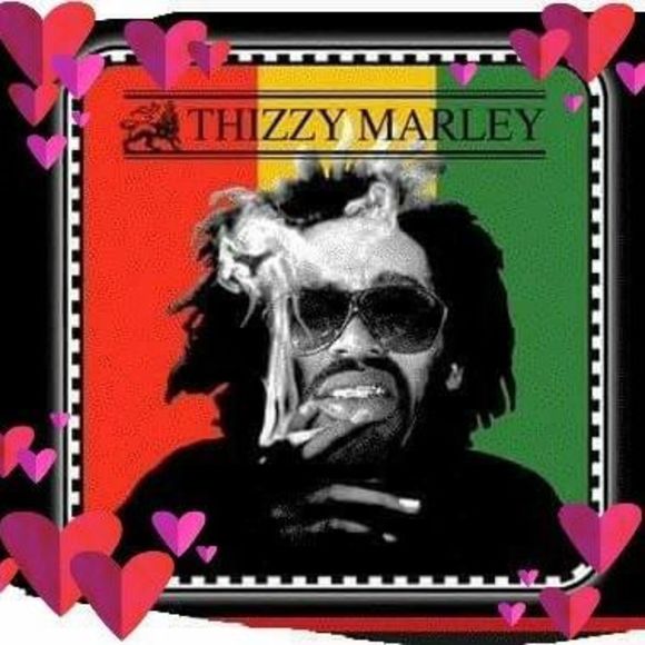 Profile Picture of Damu Eskari (@kavbo456) on Poshmark