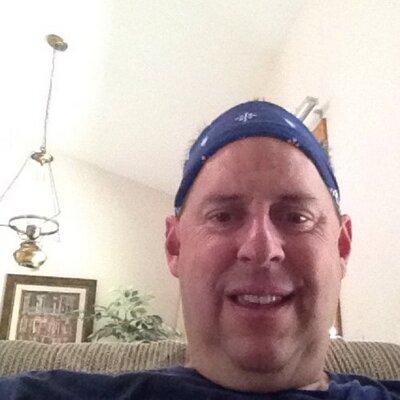 Profile Picture of Warren Zweigle ⚾️ (@WarrenZweigle) on Twitter