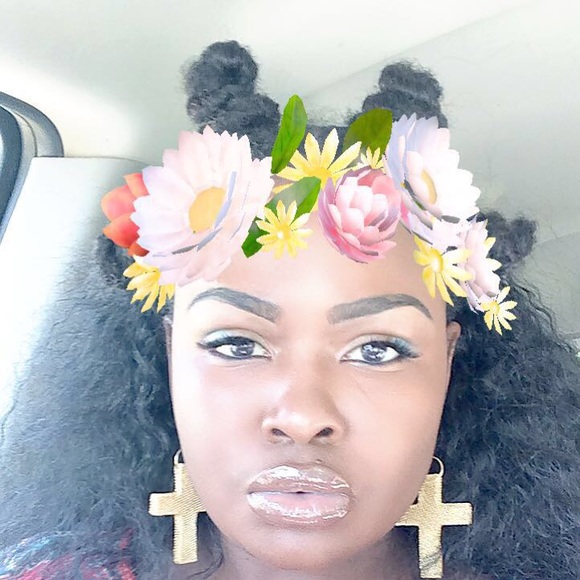 Profile Picture of Erica Stackhouse (@hershystacks) on Poshmark