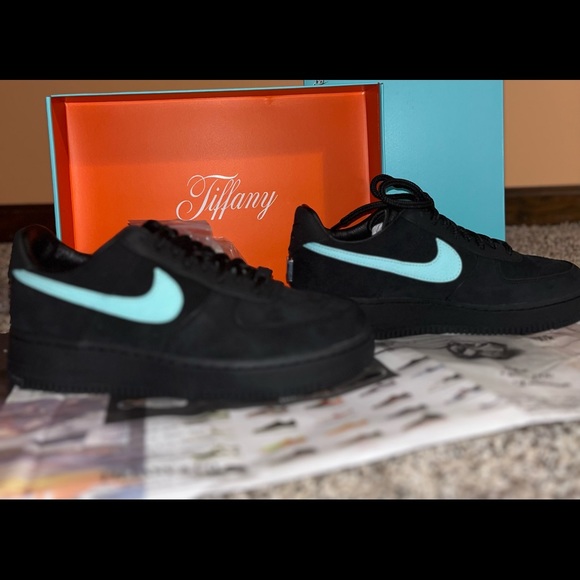 Profile Picture of Joseph Senninger (@jo_senn) on Poshmark