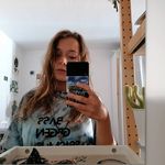 Profile Picture of Lily. (@hexelilyfee) on Instagram