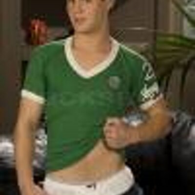 Profile Picture of Jake Greg Lyons (@gregcf) on Twitter