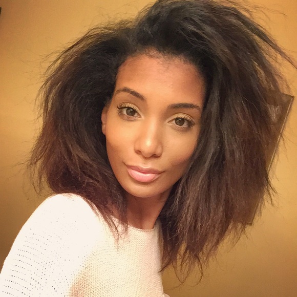 Profile Picture of Jeanette Peakes (@jepeakes) on Poshmark