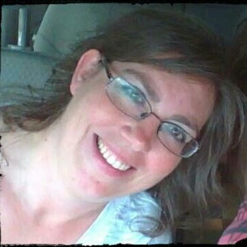Profile Picture of Jill Beatty (@shamrockin1972) on Twitter