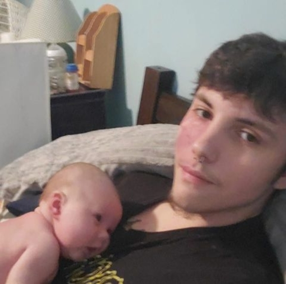 Profile Picture of Andrew Gumpenberger (@itsagump) on Poshmark