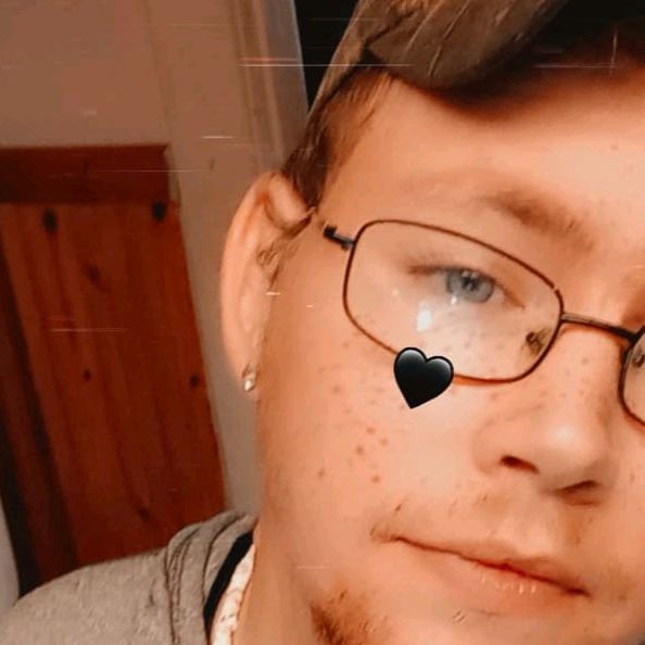 Profile Picture of andyduell (@andyduell) on Tiktok