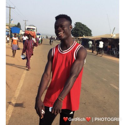 Profile Picture of Ahr Jay (@AhrJay8) on Twitter