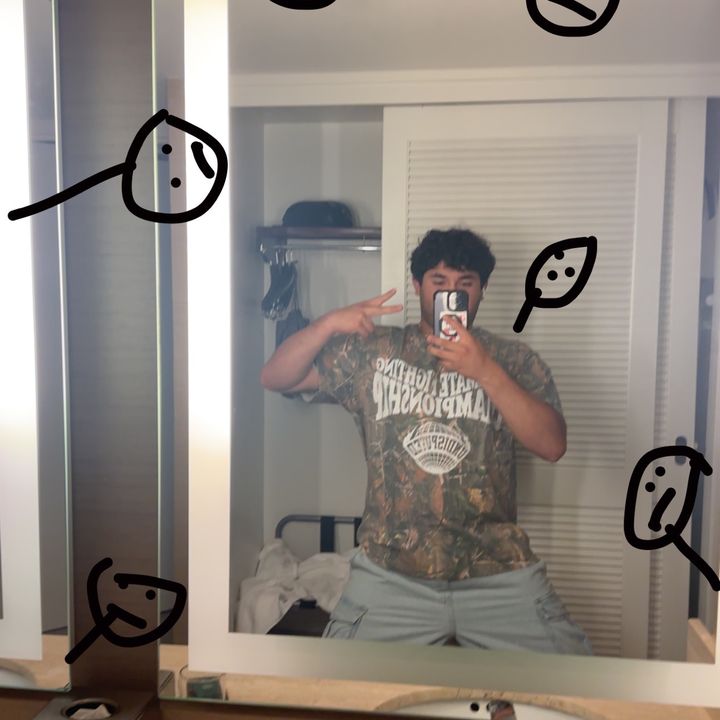 Profile Picture of Shawn (@shawnkrobless) on Tiktok