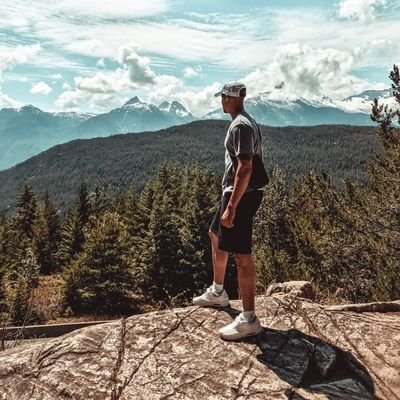 Profile Picture of Joel Friesen (@jf_hoops) on Twitter
