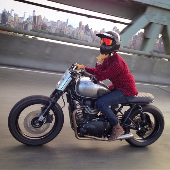 Profile Picture of Francis Choung (@fortyfiverpm) on Poshmark