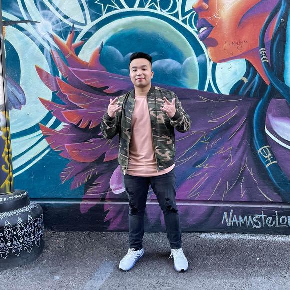 Profile Picture of Nam Nguyen (@impulz) on Poshmark