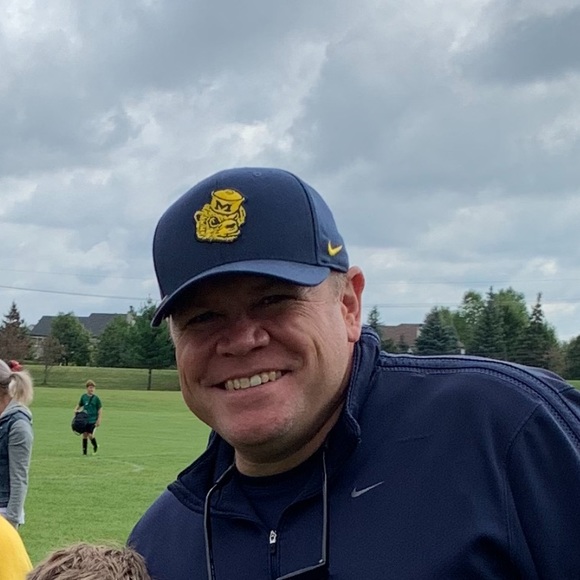 Profile Picture of Chuck Fuller (@principal_38) on Poshmark