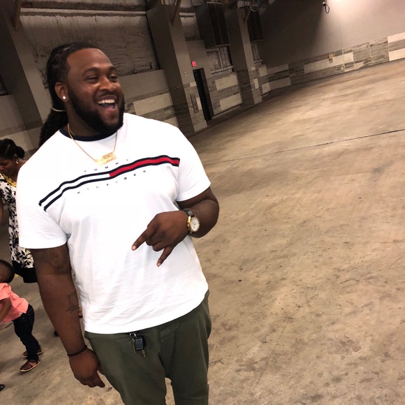 Profile Picture of Damon Perrilloux (@dperrilloux4) on Poshmark