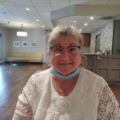Profile Picture of Dianne Van Blarcum (@BlarcumDianne) on Twitter