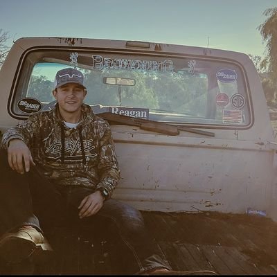 Profile Picture of Chris Varga (@chris_varga4) on Twitter