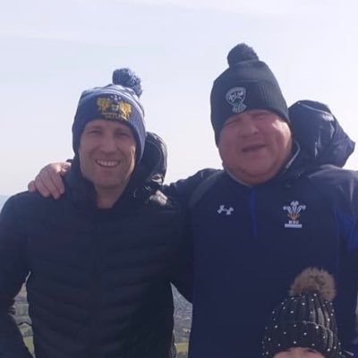 Profile Picture of Chris Jones (@ray_bladder) on Twitter