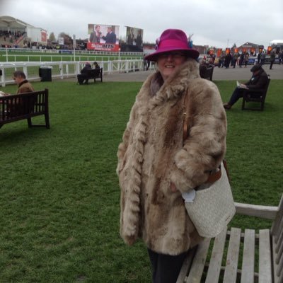 Profile Picture of Jackie McHale (@JackieMcHale2) on Twitter