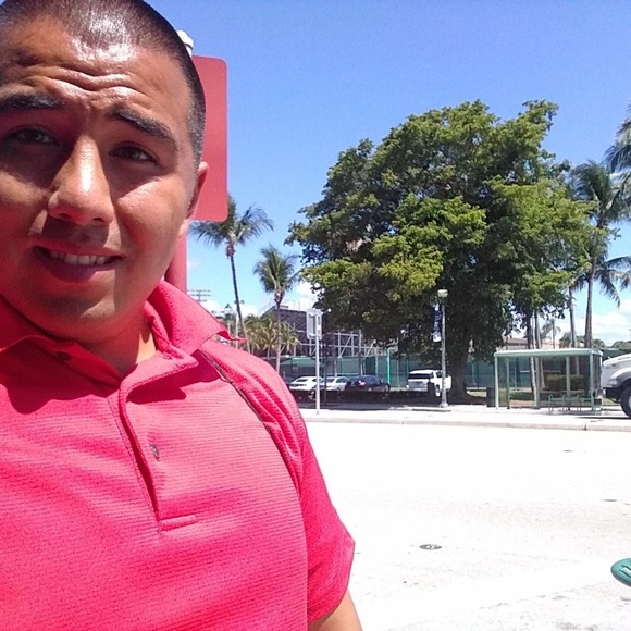 Joshua Del rio - Poshmark Profile Picture of Joshua Del rio (@joshuadelrio719) on Poshmark