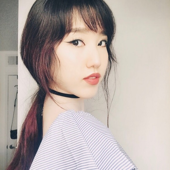 Profile Picture of Catherine Suh (@cathsuh) on Poshmark