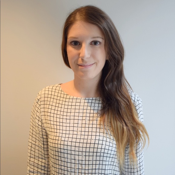 Profile Picture of Jacqueline Roy (@jax_roy) on Poshmark