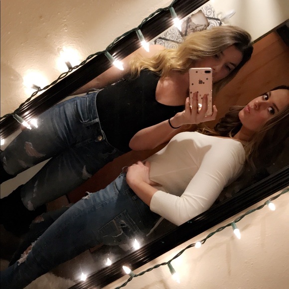 Profile Picture of Amber Laferla (@amberlaferla) on Poshmark