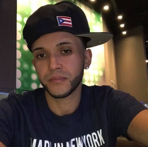 Profile Picture of Carlos Guadalupe (@carlosmg0516) on Poshmark